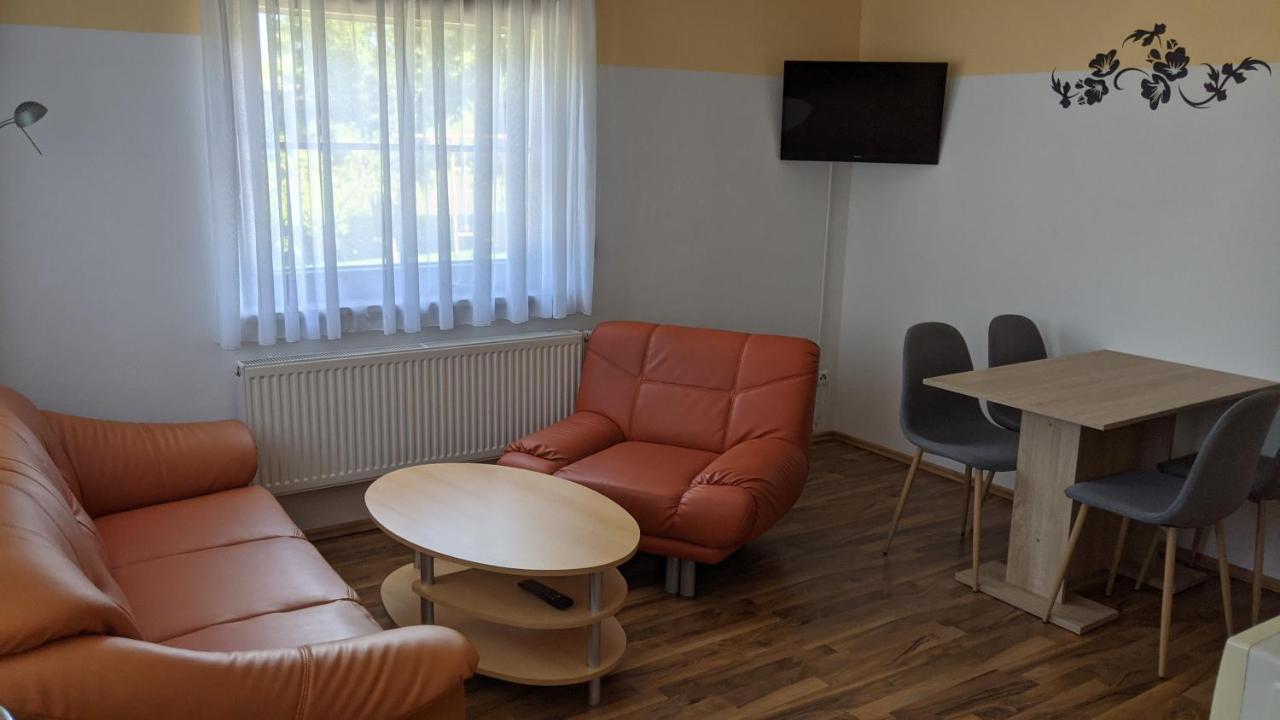 Ferienwohnung May Dorfchemnitz Eksteriør billede